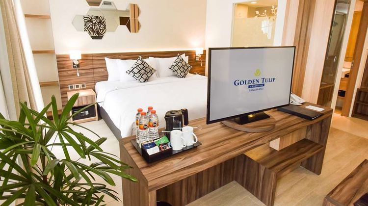 Golden Tulip Essential Tangerang Room