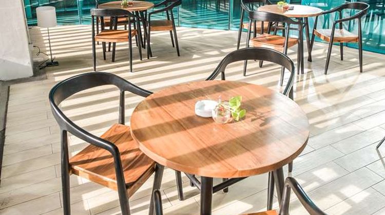 Golden Tulip Essential Tangerang Restaurant