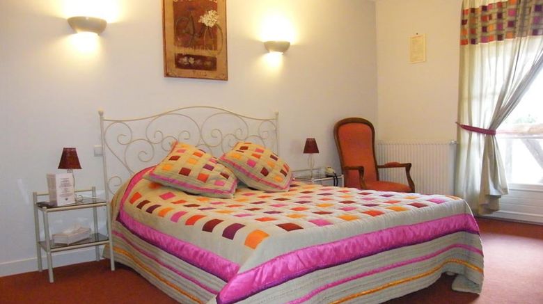 <b>Auberge Du Cheval Blanc Room</b>. Images powered by <a href="https://iceportal.shijigroup.com/" title="IcePortal" target="_blank">IcePortal</a>.