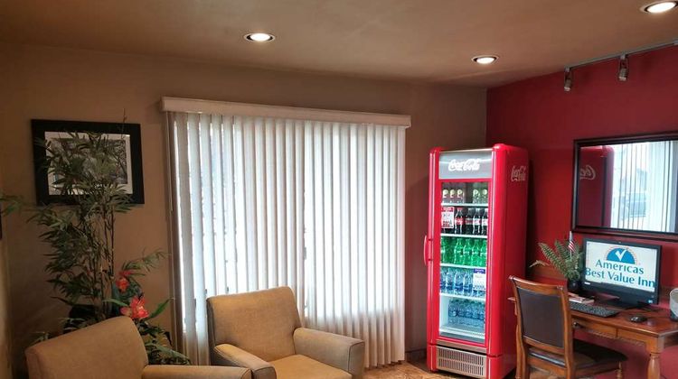 Americas Best Value Inn Williams Lobby