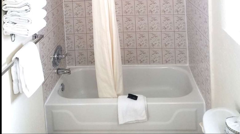 <b>Americas Best Value Inn Williams Room</b>. Images powered by <a href="https://iceportal.shijigroup.com/" title="IcePortal" target="_blank">IcePortal</a>.