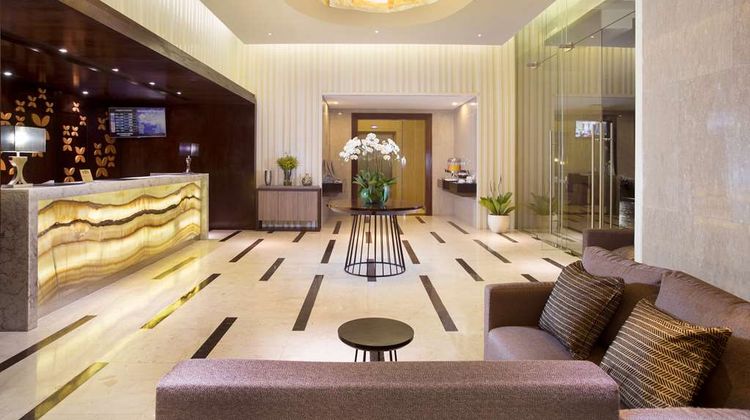 Best Western Premier La Grande Hotel Lobby