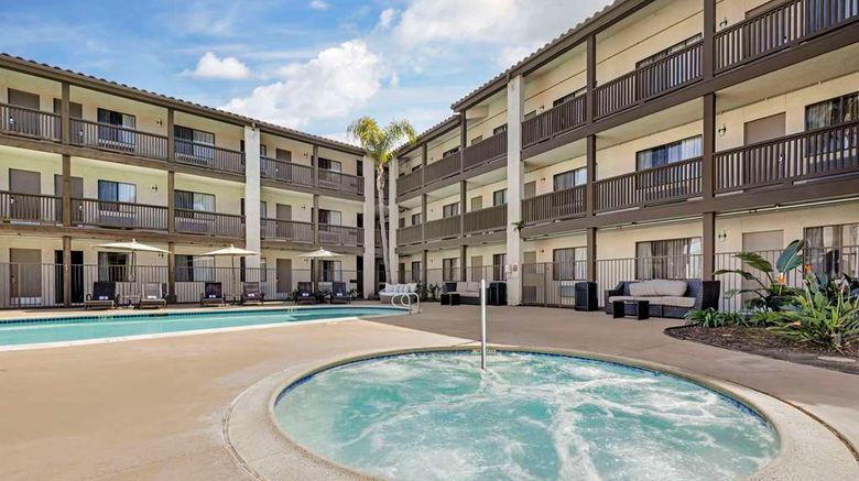 <b>Best Western Carlsbad by the Sea Pool</b>. Images powered by <a href="https://iceportal.shijigroup.com/" title="IcePortal" target="_blank">IcePortal</a>.