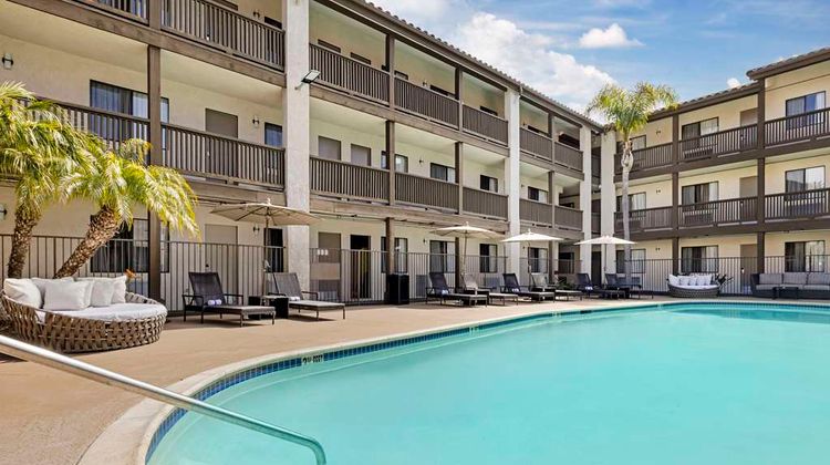Best Western Carlsbad by the Sea Pool
