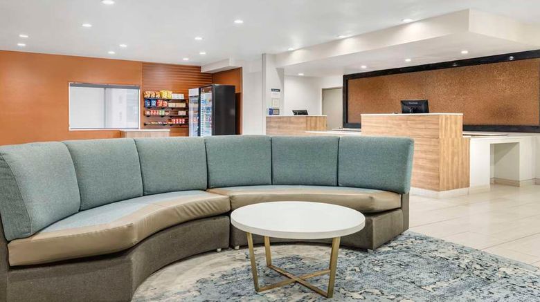 <b>Best Western Carlsbad by the Sea Lobby</b>. Images powered by <a href="https://iceportal.shijigroup.com/" title="IcePortal" target="_blank">IcePortal</a>.