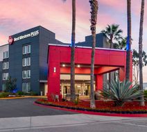 Best Western Plus Commerce Hotel Exterior