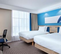 Hampton by Hilton Glasgow Central Room