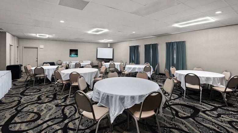<b>Wyndham Garden Ankeny Meeting</b>. Images powered by <a href="https://iceportal.shijigroup.com/" title="IcePortal" target="_blank">IcePortal</a>.