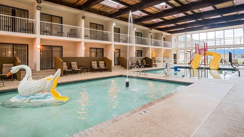 <b>Ramada Plymouth Hotel & Conference Cntr Pool</b>. Images powered by <a href="https://iceportal.shijigroup.com/" title="IcePortal" target="_blank">IcePortal</a>.