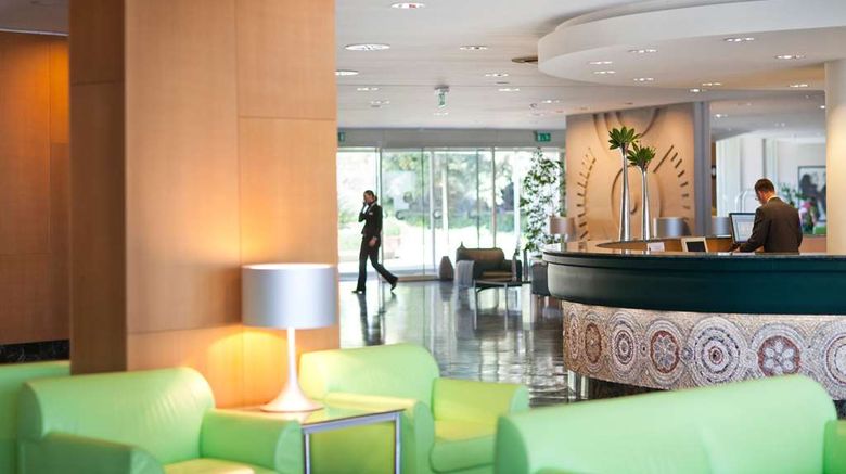 <b>Croatia Hotel Lobby</b>. Images powered by <a href="https://iceportal.shijigroup.com/" title="IcePortal" target="_blank">IcePortal</a>.