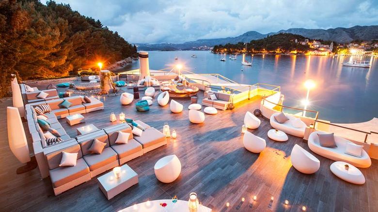 <b>Croatia Hotel Restaurant</b>. Images powered by <a href="https://iceportal.shijigroup.com/" title="IcePortal" target="_blank">IcePortal</a>.