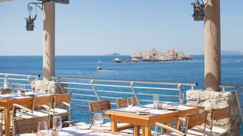<b>Hotel Dubrovnik Palace Restaurant</b>. Images powered by <a href="https://iceportal.shijigroup.com/" title="IcePortal" target="_blank">IcePortal</a>.