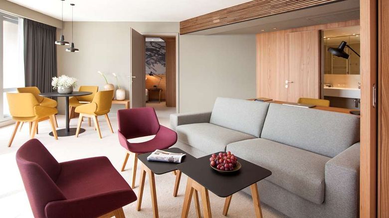 <b>Hotel Dubrovnik Palace Suite</b>. Images powered by <a href="https://iceportal.shijigroup.com/" title="IcePortal" target="_blank">IcePortal</a>.