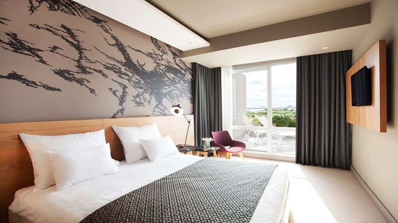 <b>Hotel Dubrovnik Palace Suite</b>. Images powered by <a href="https://iceportal.shijigroup.com/" title="IcePortal" target="_blank">IcePortal</a>.