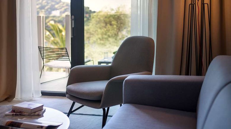 <b>Hotel Kompas Dubrovnik Suite</b>. Images powered by <a href="https://iceportal.shijigroup.com/" title="IcePortal" target="_blank">IcePortal</a>.