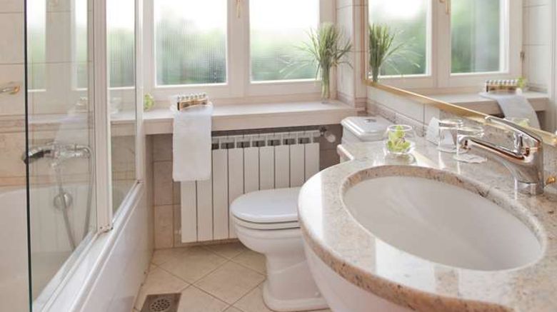 <b>Villa Glavic Room</b>. Images powered by <a href="https://iceportal.shijigroup.com/" title="IcePortal" target="_blank">IcePortal</a>.