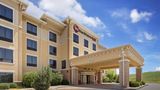 <b>Best Western Plus Hudson Hotel & Suites Exterior</b>. Images powered by <a href="https://iceportal.shijigroup.com/" title="IcePortal" target="_blank">IcePortal</a>.