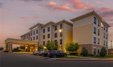 Best Western Plus Hudson Hotel & Suites
