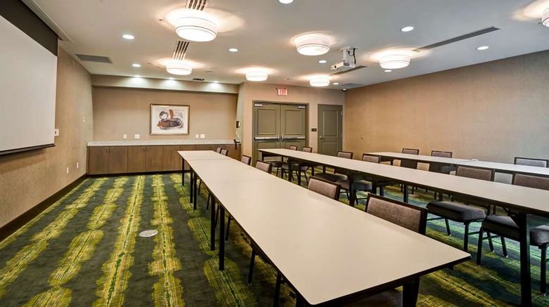 <b>Homewood Suites by Hilton Christiansburg Meeting</b>. Images powered by <a href="https://iceportal.shijigroup.com/" title="IcePortal" target="_blank">IcePortal</a>.