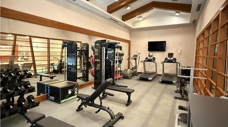 <b>DoubleTree by Hilton Hotel Van Health</b>. Images powered by <a href="https://iceportal.shijigroup.com/" title="IcePortal" target="_blank">IcePortal</a>.
