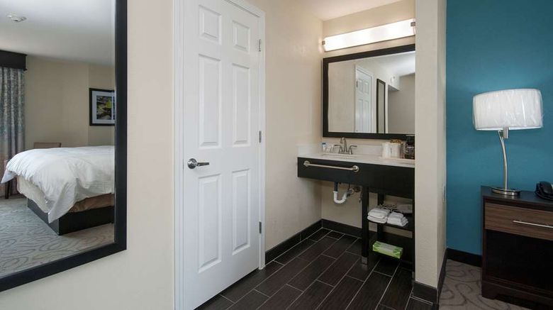 <b>Best Western Travelers Rest/Greenville Room</b>. Images powered by <a href="https://iceportal.shijigroup.com/" title="IcePortal" target="_blank">IcePortal</a>.