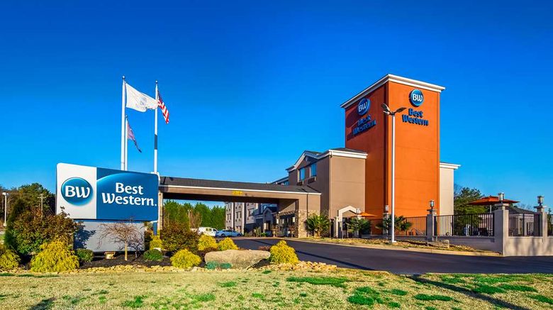 <b>Best Western Travelers Rest/Greenville Exterior</b>. Images powered by <a href="https://iceportal.shijigroup.com/" title="IcePortal" target="_blank">IcePortal</a>.