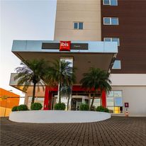 Ibis Chapeco