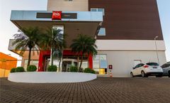 Ibis Chapeco