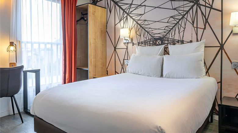 <b>Mercure Paris Malakoff Parc Des Expo Room</b>. Images powered by <a href="https://iceportal.shijigroup.com/" title="IcePortal" target="_blank">IcePortal</a>.
