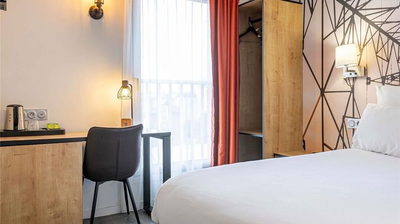 <b>Mercure Paris Malakoff Parc Des Expo Room</b>. Images powered by <a href="https://iceportal.shijigroup.com/" title="IcePortal" target="_blank">IcePortal</a>.