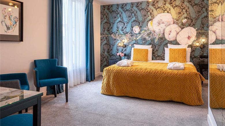 <b>Mercure Paris Saint Cloud Hippodrome Room</b>. Images powered by <a href="https://iceportal.shijigroup.com/" title="IcePortal" target="_blank">IcePortal</a>.