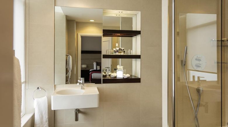 <b>Mercure Aberdeen Caledonian Hotel Room</b>. Images powered by <a href="https://iceportal.shijigroup.com/" title="IcePortal" target="_blank">IcePortal</a>.