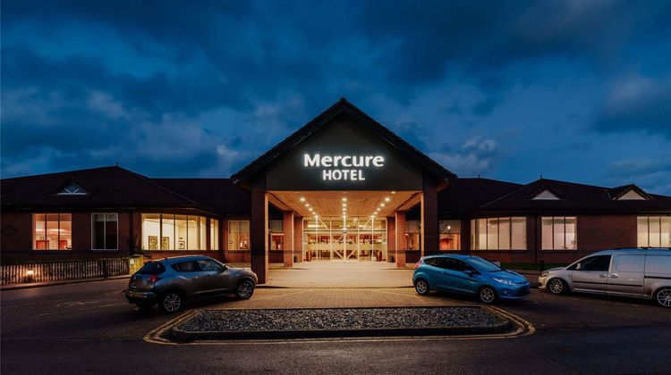Mercure Daventry Court Hotel & Spa Exterior