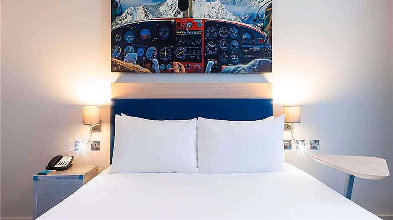 <b>Ibis Styles London Heathrow Airport Room</b>. Images powered by <a href="https://iceportal.shijigroup.com/" title="IcePortal" target="_blank">IcePortal</a>.