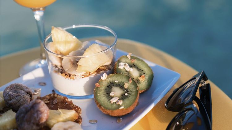 Ibis Styles Collioure Port Vendres Pool