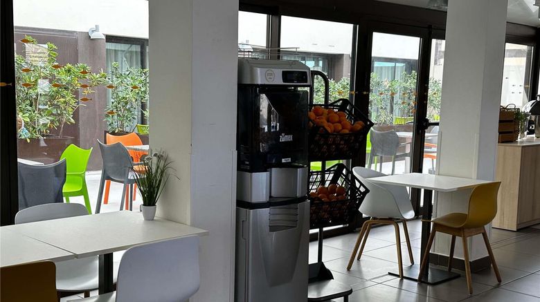 <b>Ibis Styles Collioure Port Vendres Restaurant</b>. Images powered by <a href="https://iceportal.shijigroup.com/" title="IcePortal" target="_blank">IcePortal</a>.