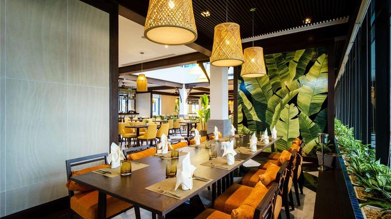 <b>Novotel Phu Quoc Resort Restaurant</b>. Images powered by <a href="https://iceportal.shijigroup.com/" title="IcePortal" target="_blank">IcePortal</a>.