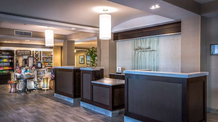 Hilton Garden Inn Reagan Natl Airport Lobby