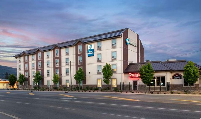 Best Western Pacific Inn Exterior