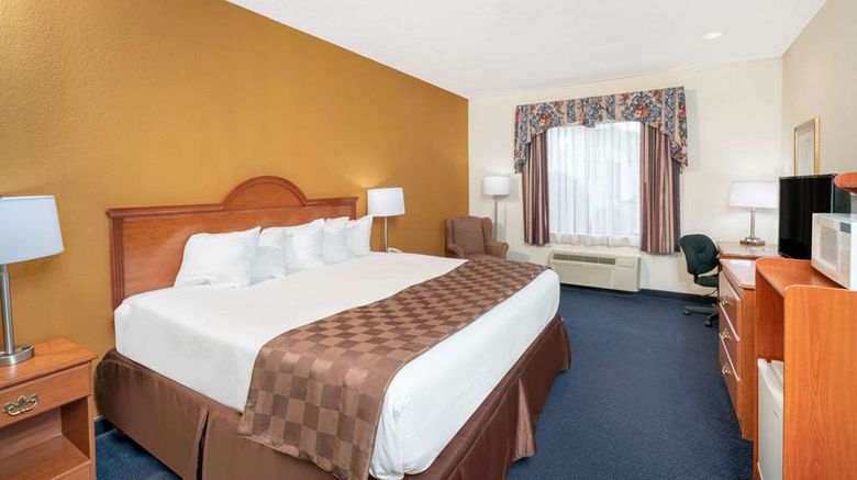 <b>Baymont by Wyndham Albany Room</b>. Images powered by <a href="https://iceportal.shijigroup.com/" title="IcePortal" target="_blank">IcePortal</a>.