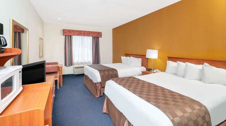 <b>Baymont by Wyndham Albany Room</b>. Images powered by <a href="https://iceportal.shijigroup.com/" title="IcePortal" target="_blank">IcePortal</a>.