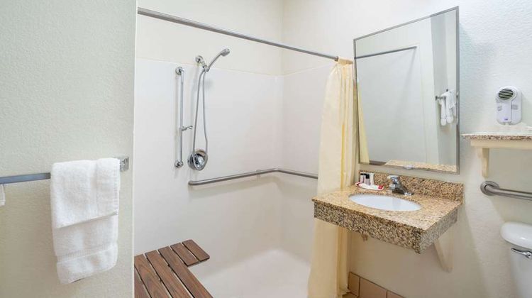 Baymont by Wyndham Albany Room