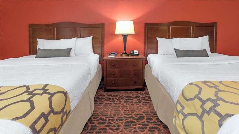 <b>Baymont Inn Oklahoma City/Quail Springs Room</b>. Images powered by <a href="https://iceportal.shijigroup.com/" title="IcePortal" target="_blank">IcePortal</a>.