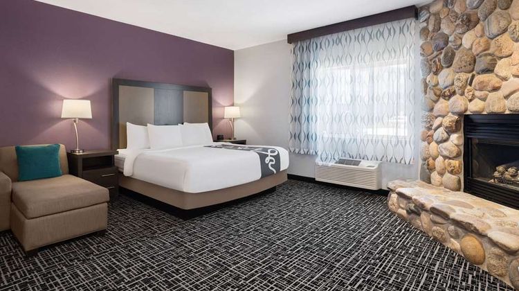 La Quinta Inn & Suites Pocatello Suite