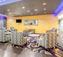 La Quinta Inn & Suites Luling Lobby