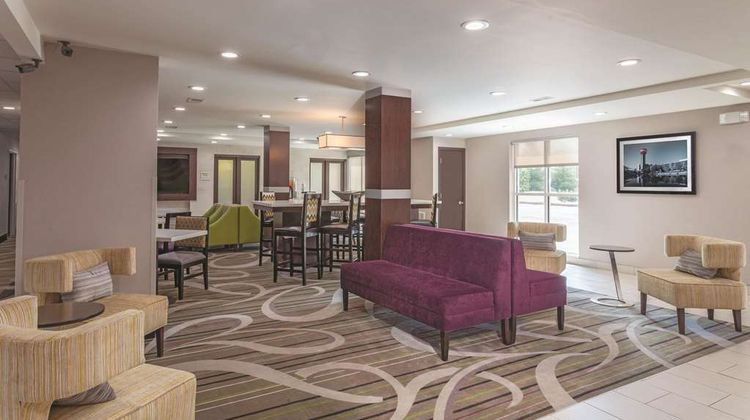 La Quinta Inn & Suites, Powell Lobby