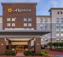 La Quinta Inn & Suites Atlanta Airport N Exterior