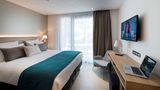 <b>Golden Tulip Sophia Antipolis Hotel Room</b>. Images powered by <a href="https://iceportal.shijigroup.com/" title="IcePortal" target="_blank">IcePortal</a>.