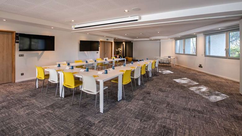 <b>Golden Tulip Sophia Antipolis Hotel Meeting</b>. Images powered by <a href="https://iceportal.shijigroup.com/" title="IcePortal" target="_blank">IcePortal</a>.