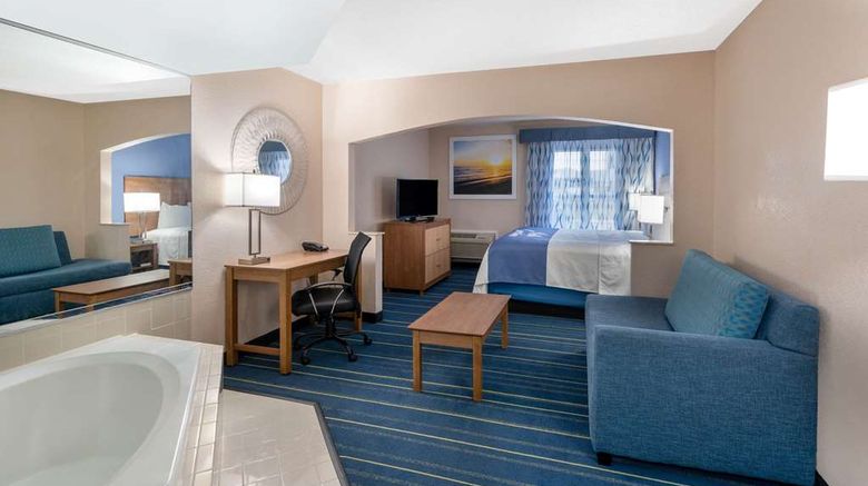 <b>Days Inn Panama City Room</b>. Images powered by <a href="https://iceportal.shijigroup.com/" title="IcePortal" target="_blank">IcePortal</a>.